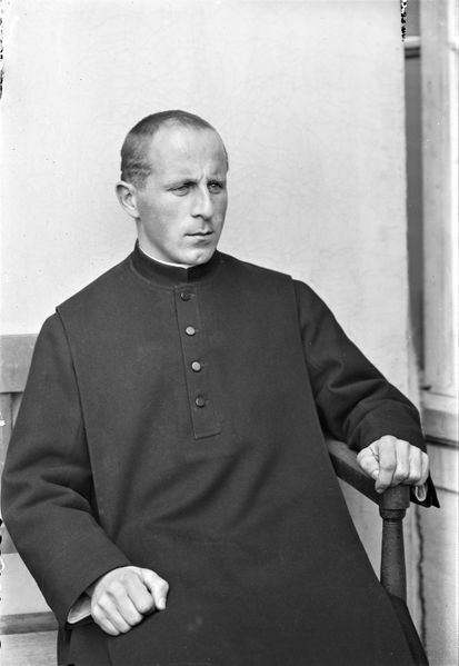 Datei:Hugo Mueller.jpg
