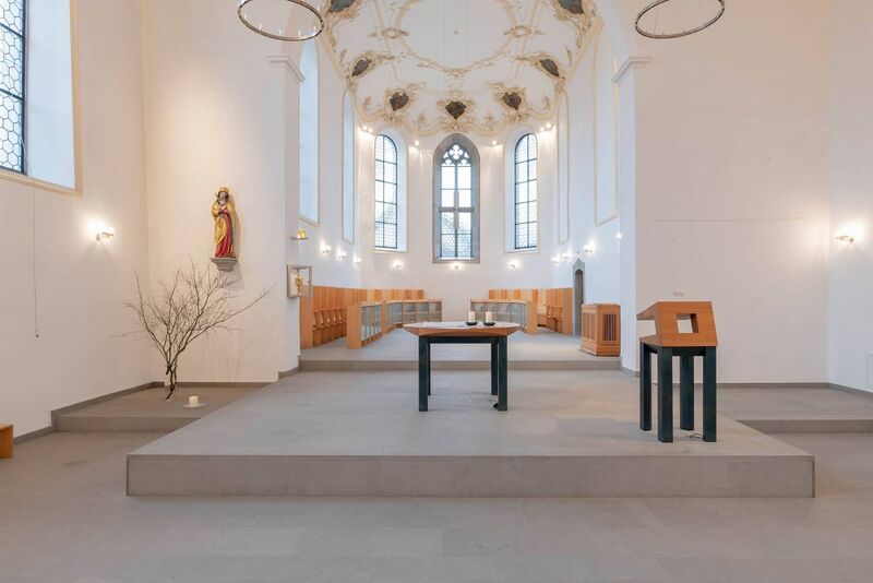 Datei:Innenraum Kirche Wurmsbach.jpg