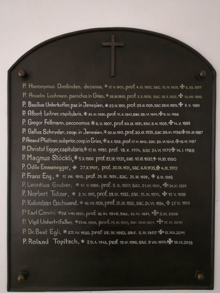 Datei:Totentafel ab 1977 Patres.jpeg