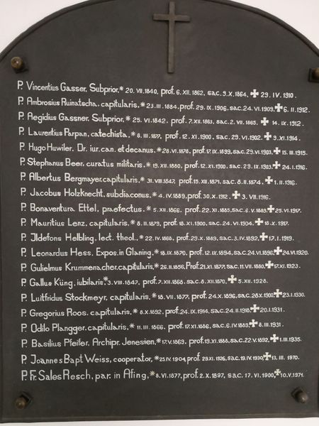 Datei:Totentafel 1910-1971 Patres.jpeg